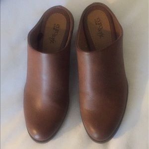 EuroSoft by Sofft mule shoe